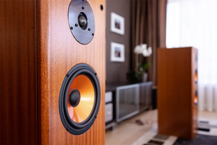 testing stereo speaker system