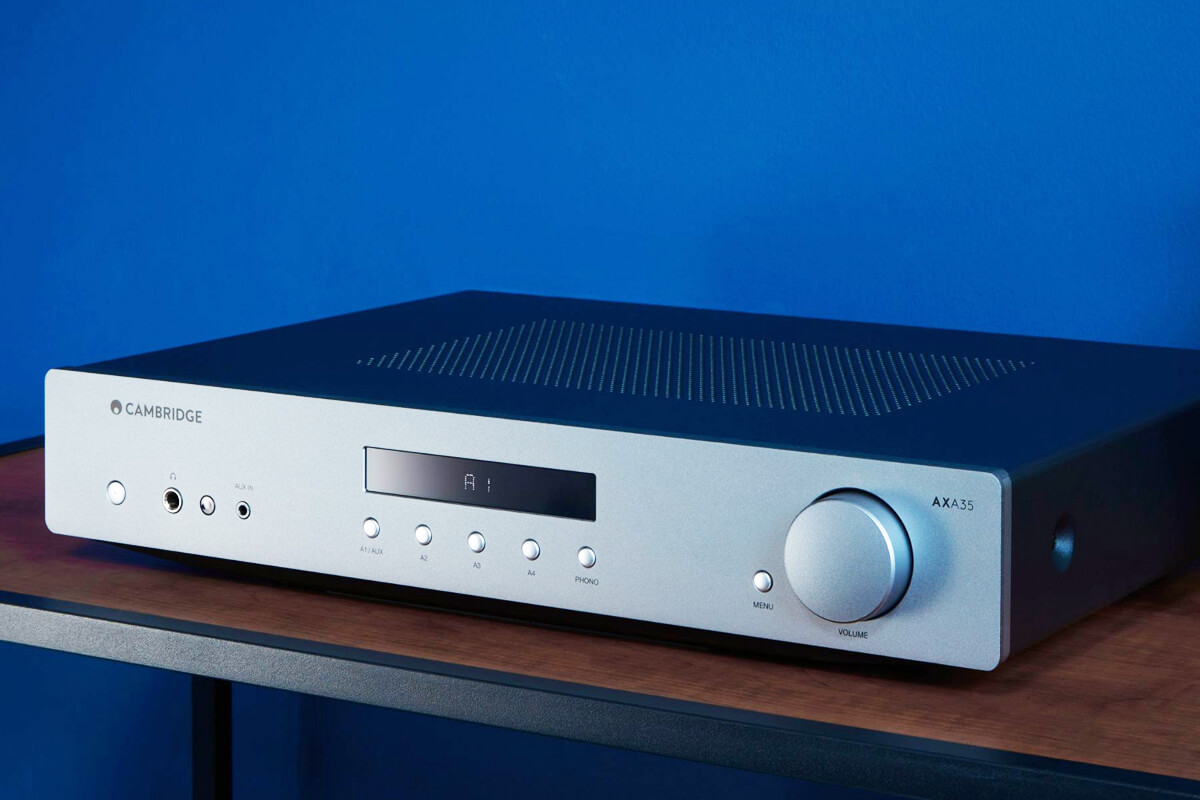Cambridge Audio integrated stereo amplifier