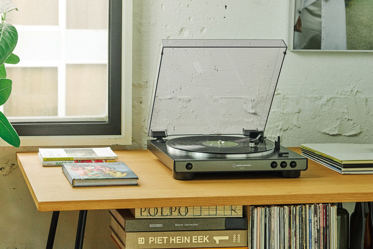testing turntables and record players for beginners