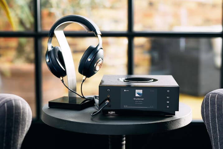 Naim Uniti Atom HE amp with Focal headphones