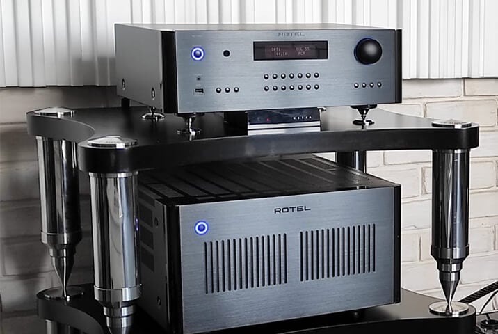 Rotel hi-fi setup