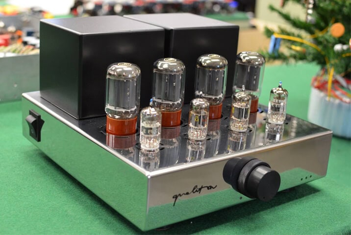 Audio Hungary Qualiton A20i tube integrated amplifier