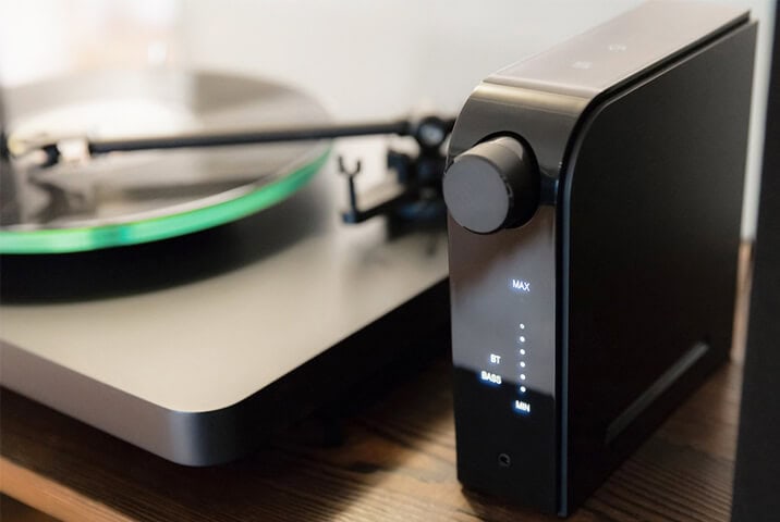 NAD D 3020 V2 in a record player setup